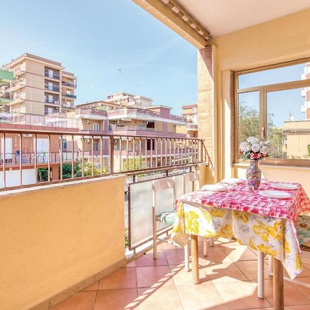 Gorgeous Apartment In Ladispoli Rm With Wifi Exteriér fotografie